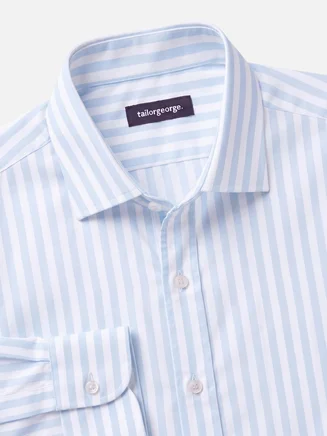 Bügelleichtes Hemd aus Twill mit himmelblauen Streifen